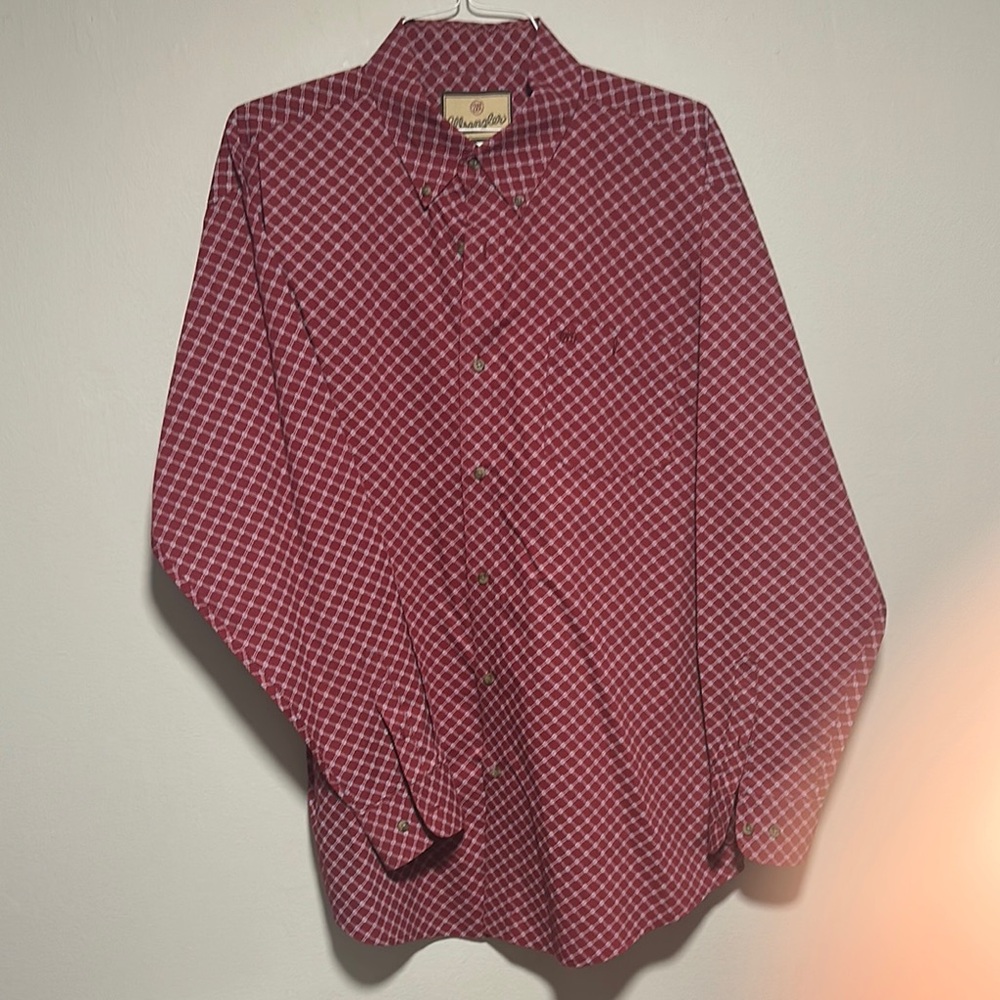 Wrangler Red Casual Button Down Shirt with Geometric Pattern